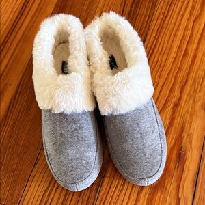 Talbots Gray and White Faux Fur Slippers (brand new with tags)